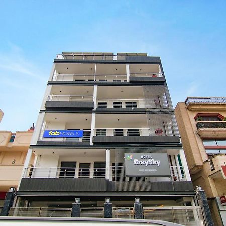 Fabhotel Greysky Yeni Delhi Dış mekan fotoğraf